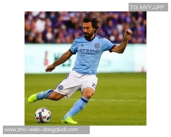 皮尔洛的足球哲学与艺术之旅探秘天下足球的传奇与魅力 皮尔洛的足球哲学与艺术之旅探秘天下足球的传奇与魅力